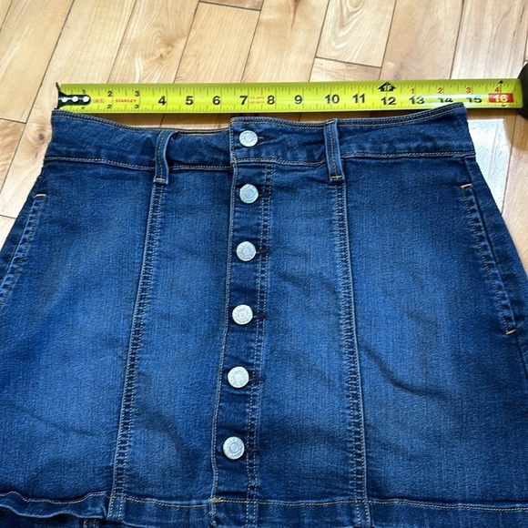 Guess Jean Mini Skirt - Picture 7 of 8